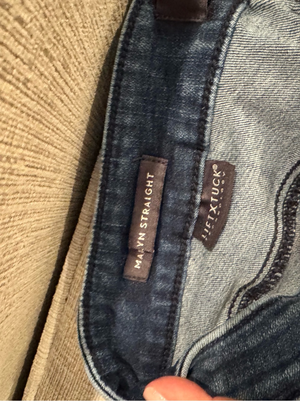 NYDJ Marilyn Straight Jeans size 6